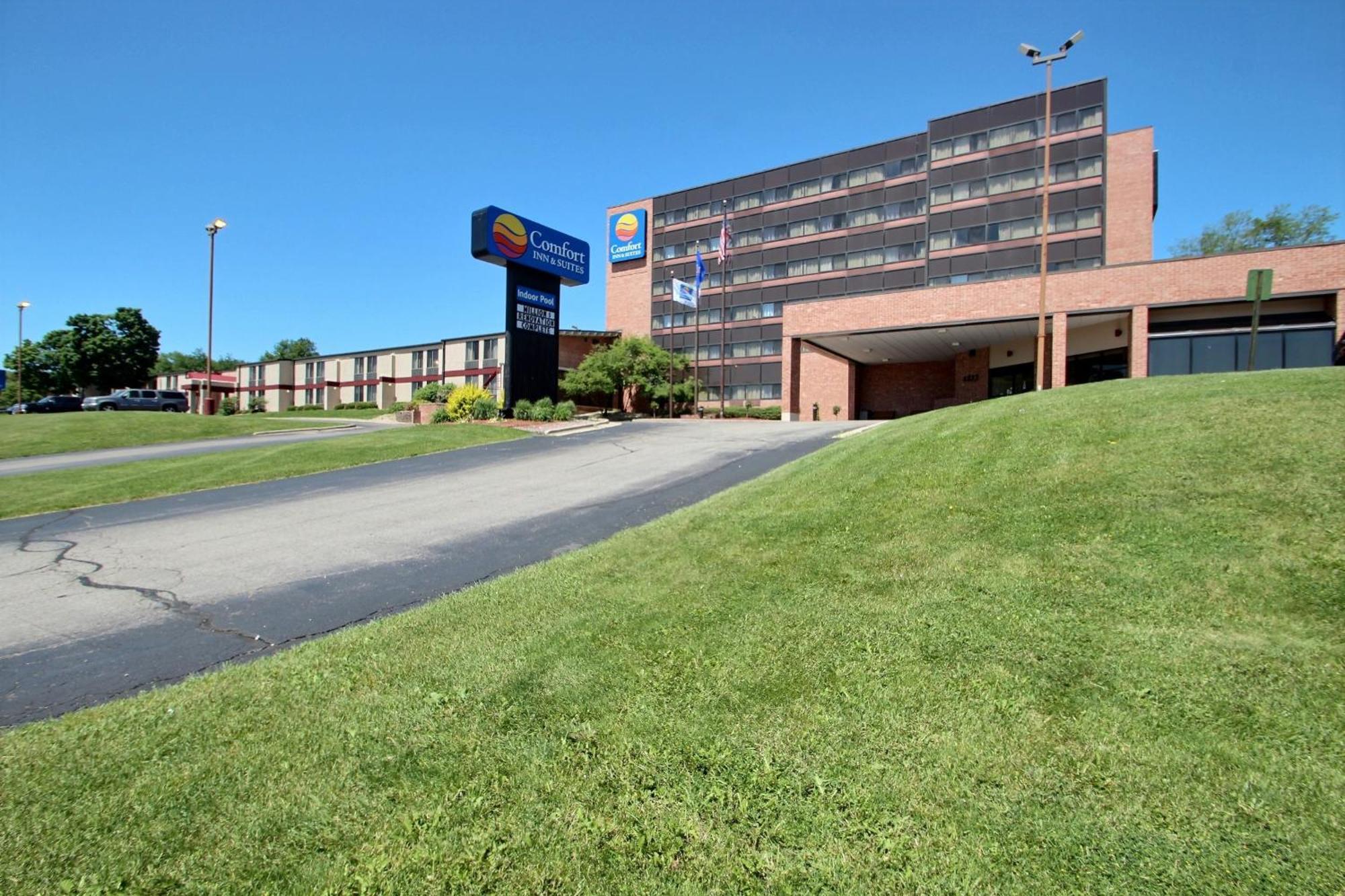 Comfort Inn & Suites Madison - Airport Luaran gambar