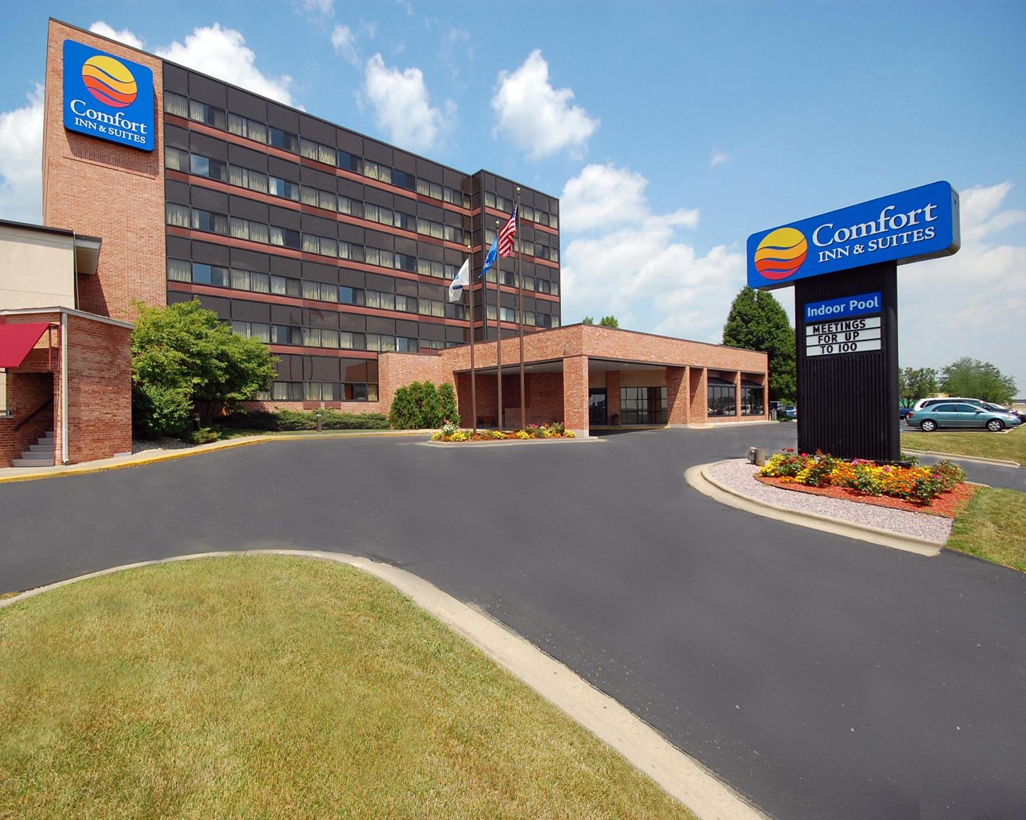 Comfort Inn & Suites Madison - Airport Luaran gambar