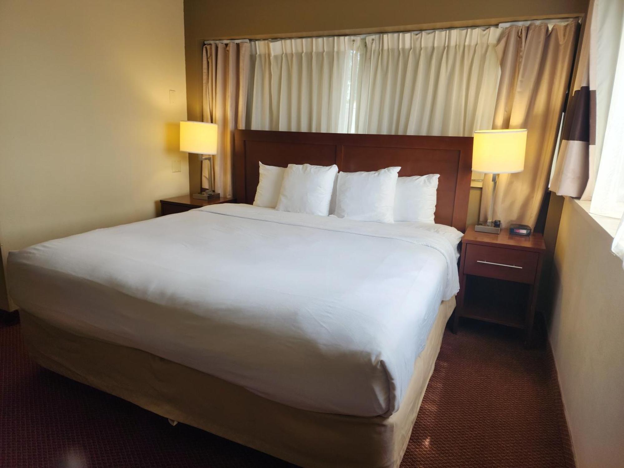 Comfort Inn & Suites Madison - Airport Luaran gambar